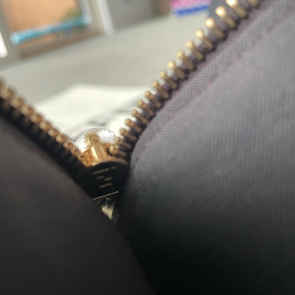 Fendi Pouch - Picture 5 of 6